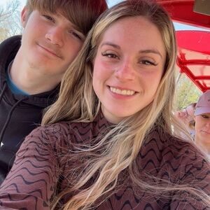 Meet your Posher, Carley